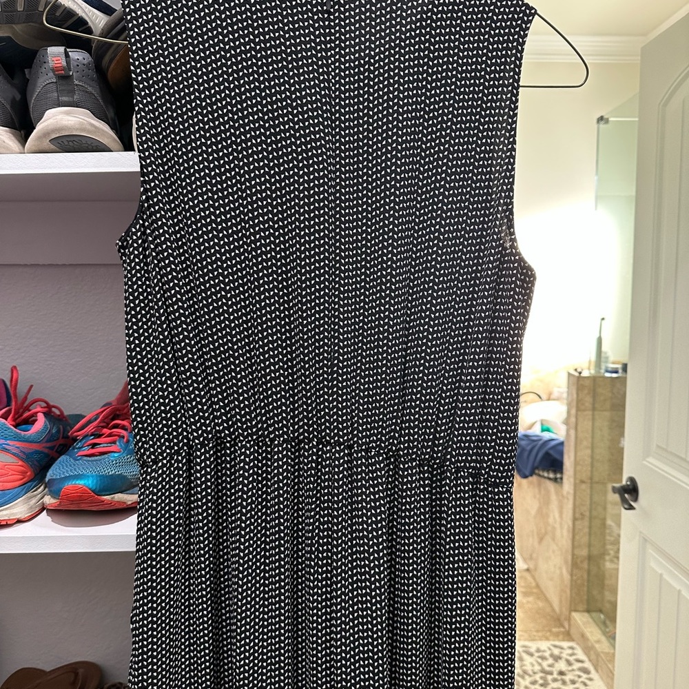 Vince Camuto medium jumpsuit, romper, black-and-white zip up pants sleeveless - Picture 6 of 7